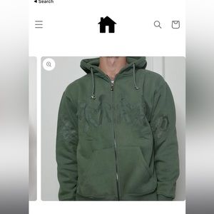 Hoodie (strawberry park mercy)